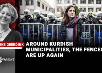 Around Kurdish municipalities, the fences are up again