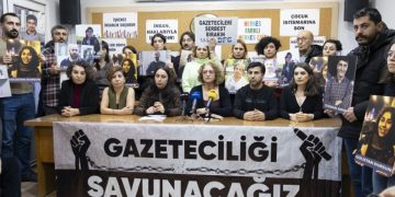 Calls escalate for release of jailed journalists in Turkey, as journalists arrested for protesting
