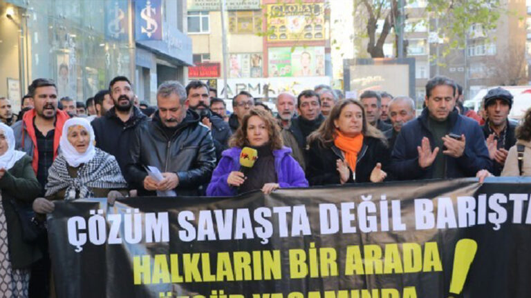 Protests across Turkey condemn Turkish strikes on Rojava, demand peace