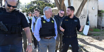 Supporting Syrian Kurdish partners crucial for stability in Syria, US senators say