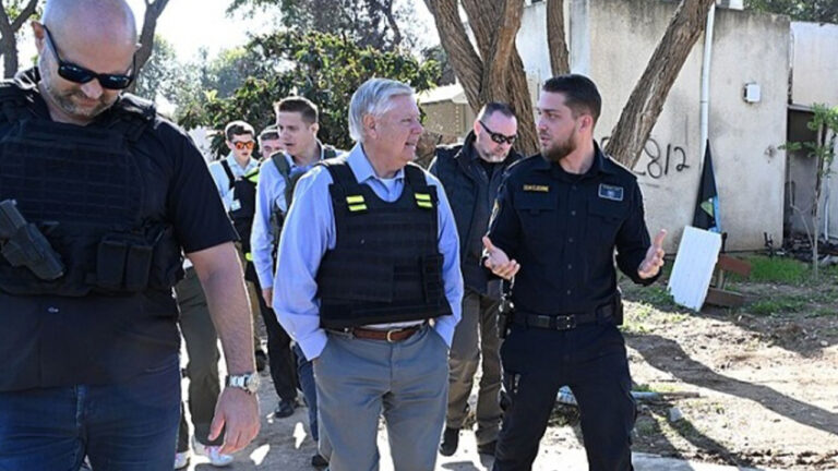 Supporting Syrian Kurdish partners crucial for stability in Syria, US senators say