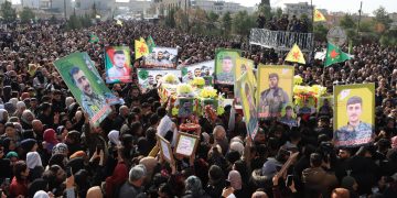 Thousands gather in Qamishli to honour fallen fighters and civilian victims of Euphrates Basin resistance