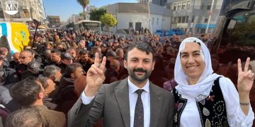 Protests continue in Mersin after arrests of Akdeniz co-mayors; access to lawyers restored