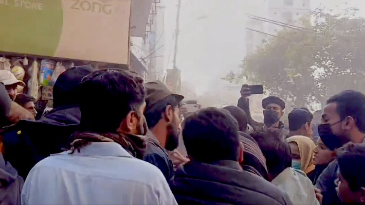 Violent arrest of Baloch activists in Karachi