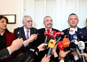Turkey: DEM Party meets main opposition CHP after Öcalan dialogue