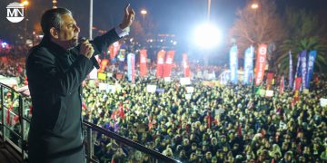 CHP confirms İmamoğlu as presidential candidate, while Özel responds to Kurdish criticism voiced at Newroz event