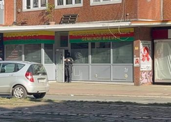 German police raid Kurdish community centre in Bremen, arresting one