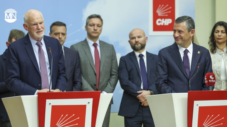 Papandreou joins European socialists in meeting Turkish opposition leader