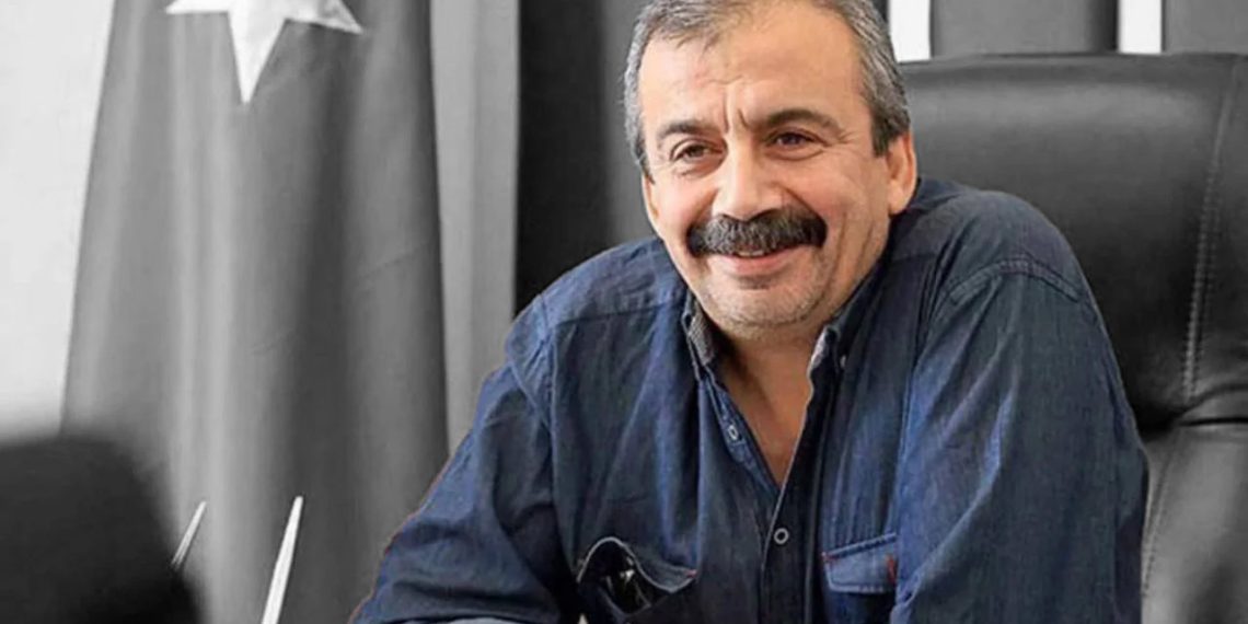Sırrı Süreyya Önder’s condition worsens as neurological risks persist