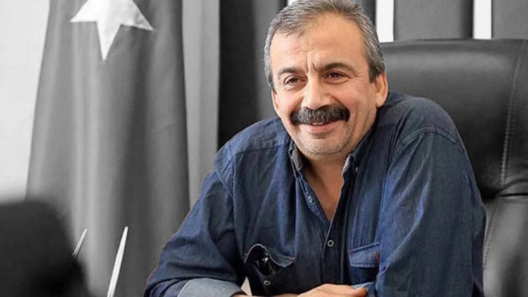 Sırrı Süreyya Önder’s condition worsens as neurological risks persist