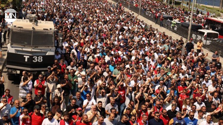 Municipal workers launch mass strike over unfair wages in Turkey’s third-largest city İzmir
